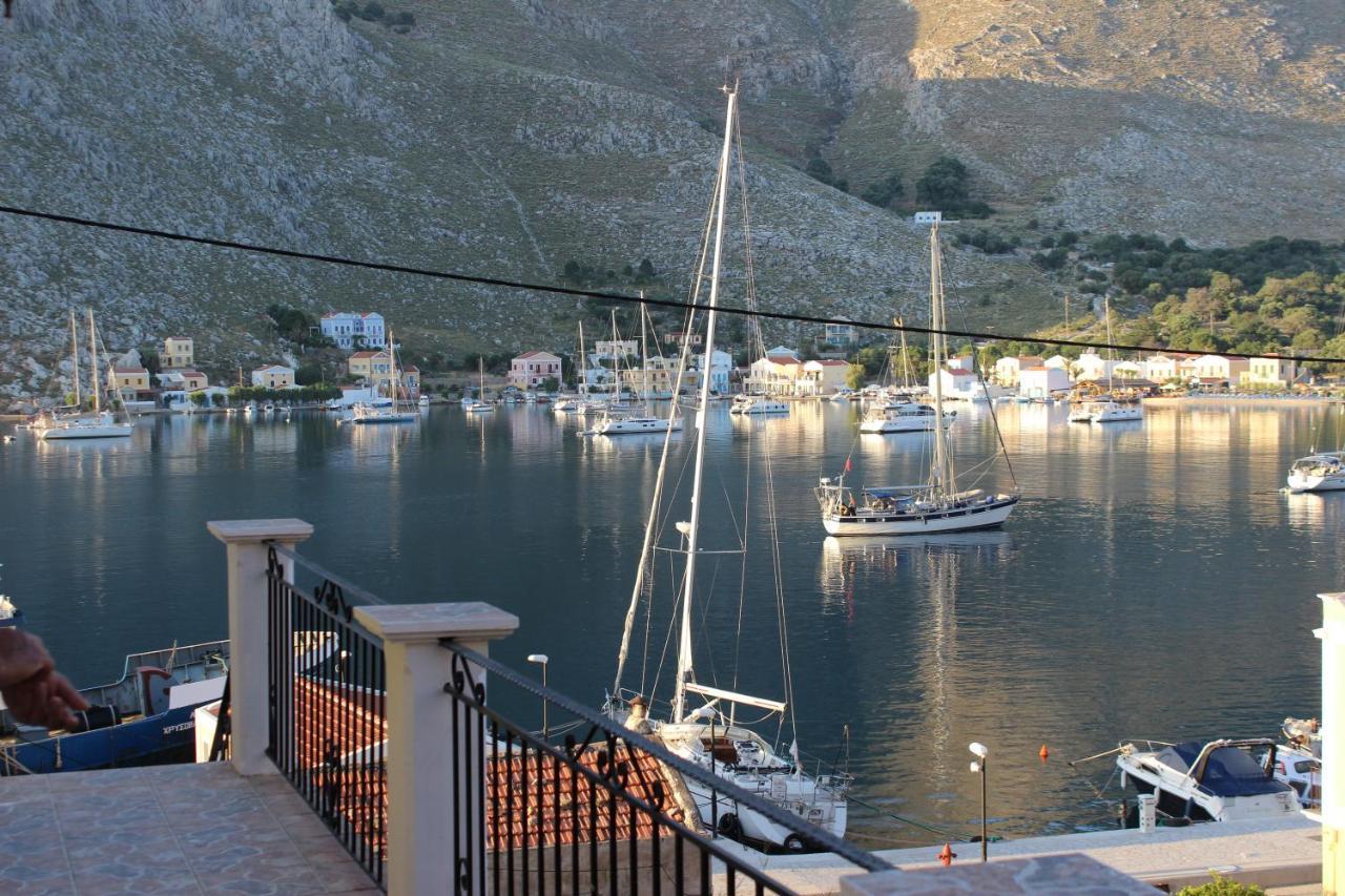 Gompos Apartment - Cozy Apartment Next To The Sea - Amazing Sea View Sými Esterno foto