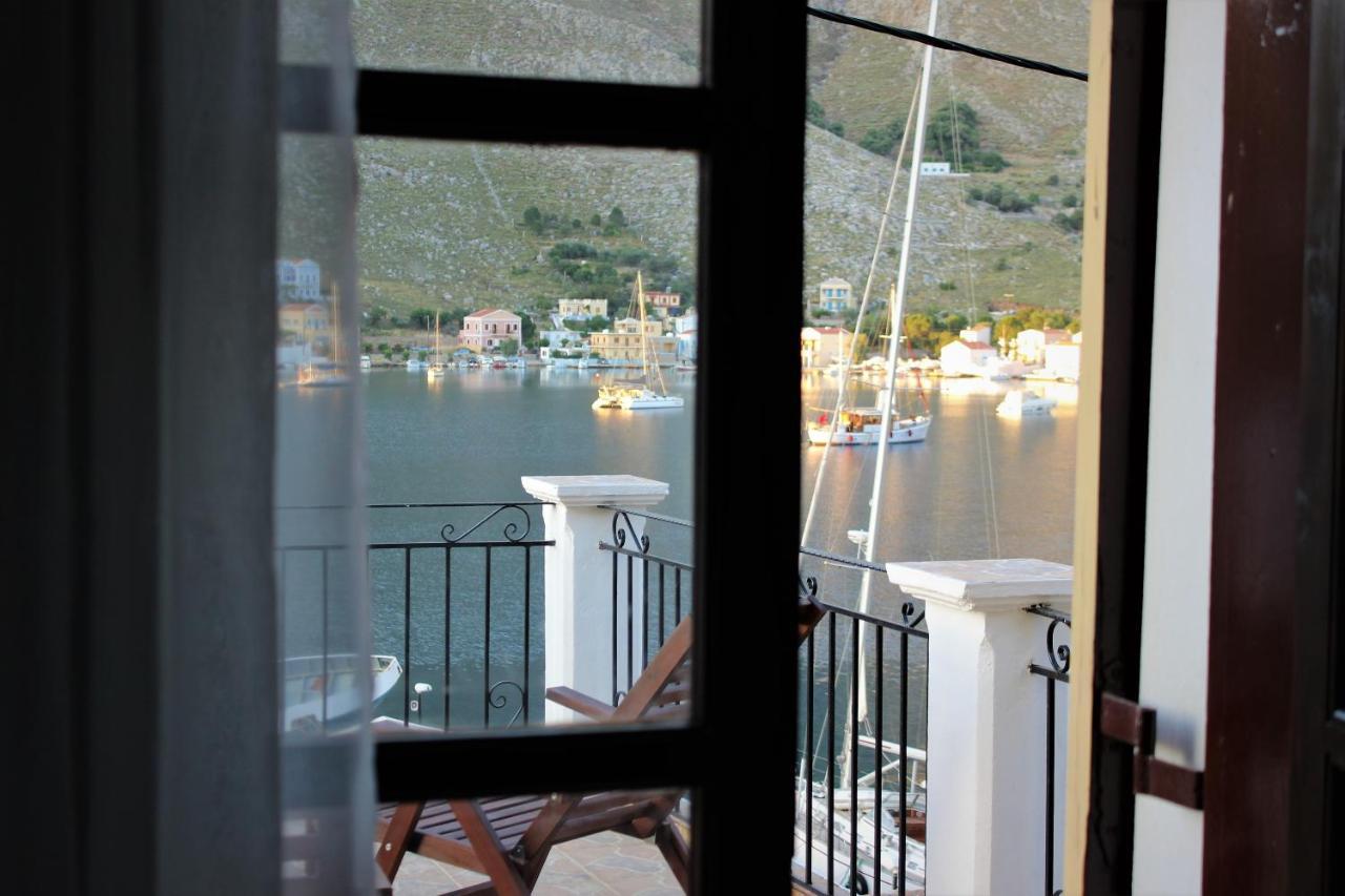 Gompos Apartment - Cozy Apartment Next To The Sea - Amazing Sea View Sými Esterno foto